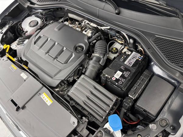 Vente en ligne Volkswagen T-Roc  2.0 TDI 115 Start/Stop BVM6 au prix de 23 990 €