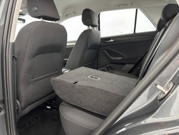 Vente en ligne Volkswagen T-Roc  2.0 TDI 115 Start/Stop BVM6 au prix de 23 990 €