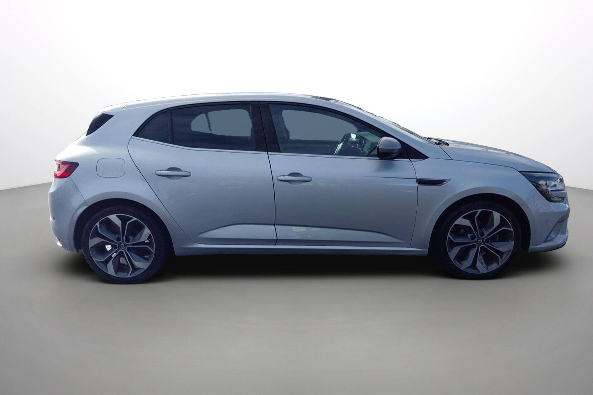 Vente en ligne Renault Megane 4 Mégane IV Berline TCe 130 Energy au prix de 13 490 €