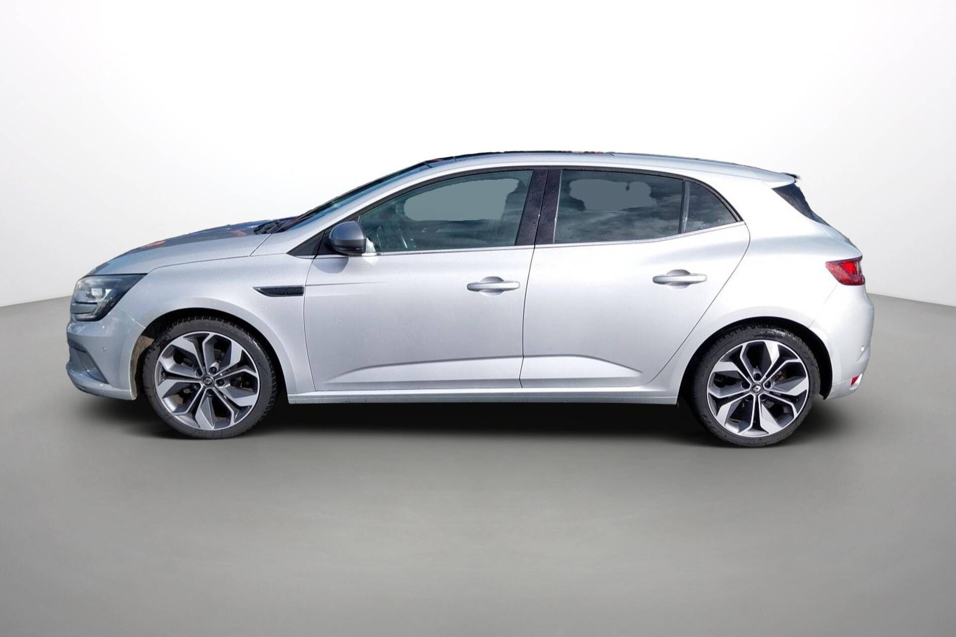 Vente en ligne Renault Megane 4 Mégane IV Berline TCe 130 Energy au prix de 13 490 €