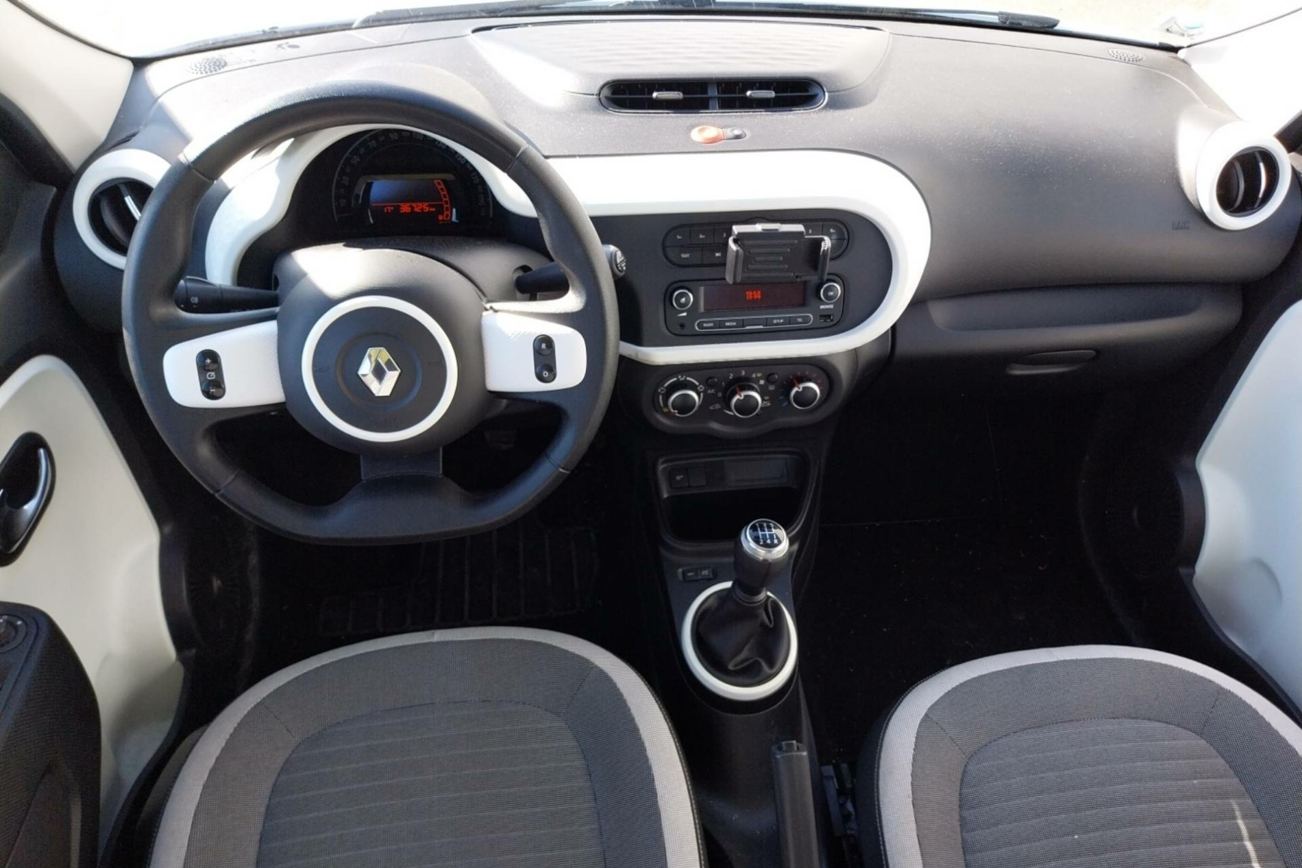 Vente en ligne Renault Twingo 3  SCe 65 - 21 au prix de 10 490 €