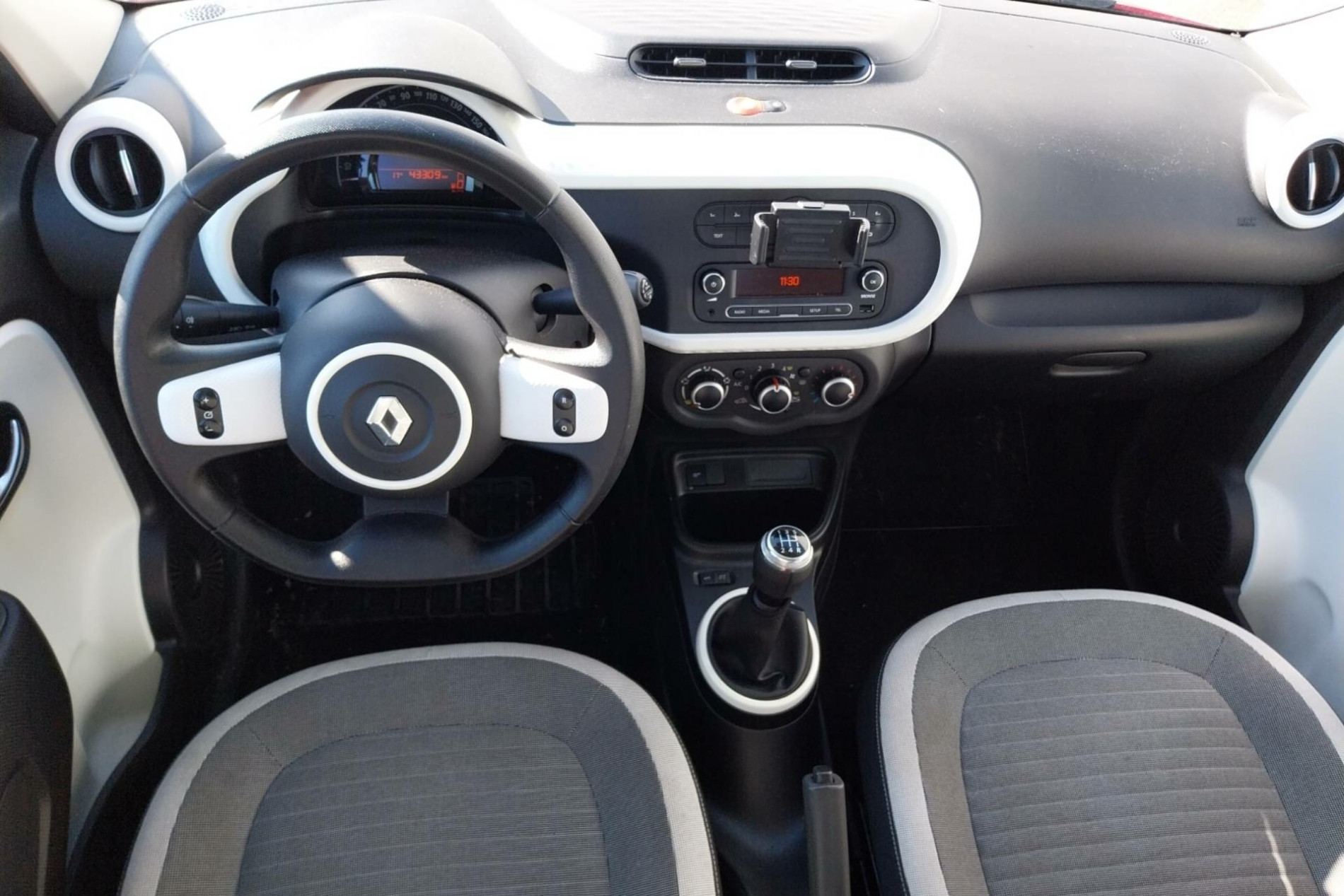 Vente en ligne Renault Twingo 3  SCe 65 - 21 au prix de 10 290 €