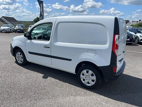 Vente en ligne Renault Kangoo Express  BLUE DCI 80 au prix de 12 990 €