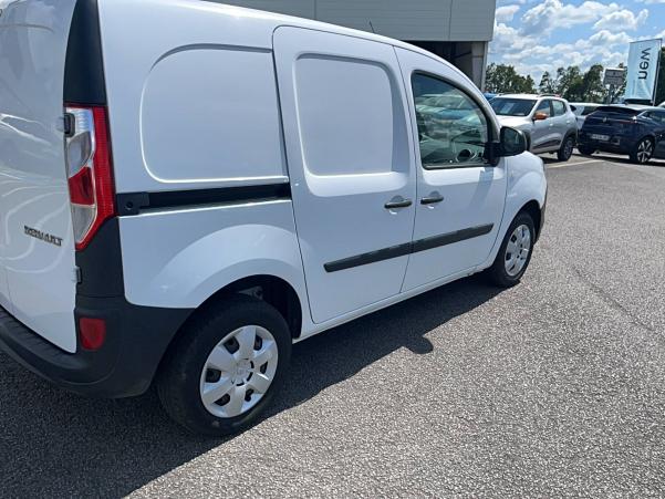 Vente en ligne Renault Kangoo Express  BLUE DCI 80 au prix de 12 990 €