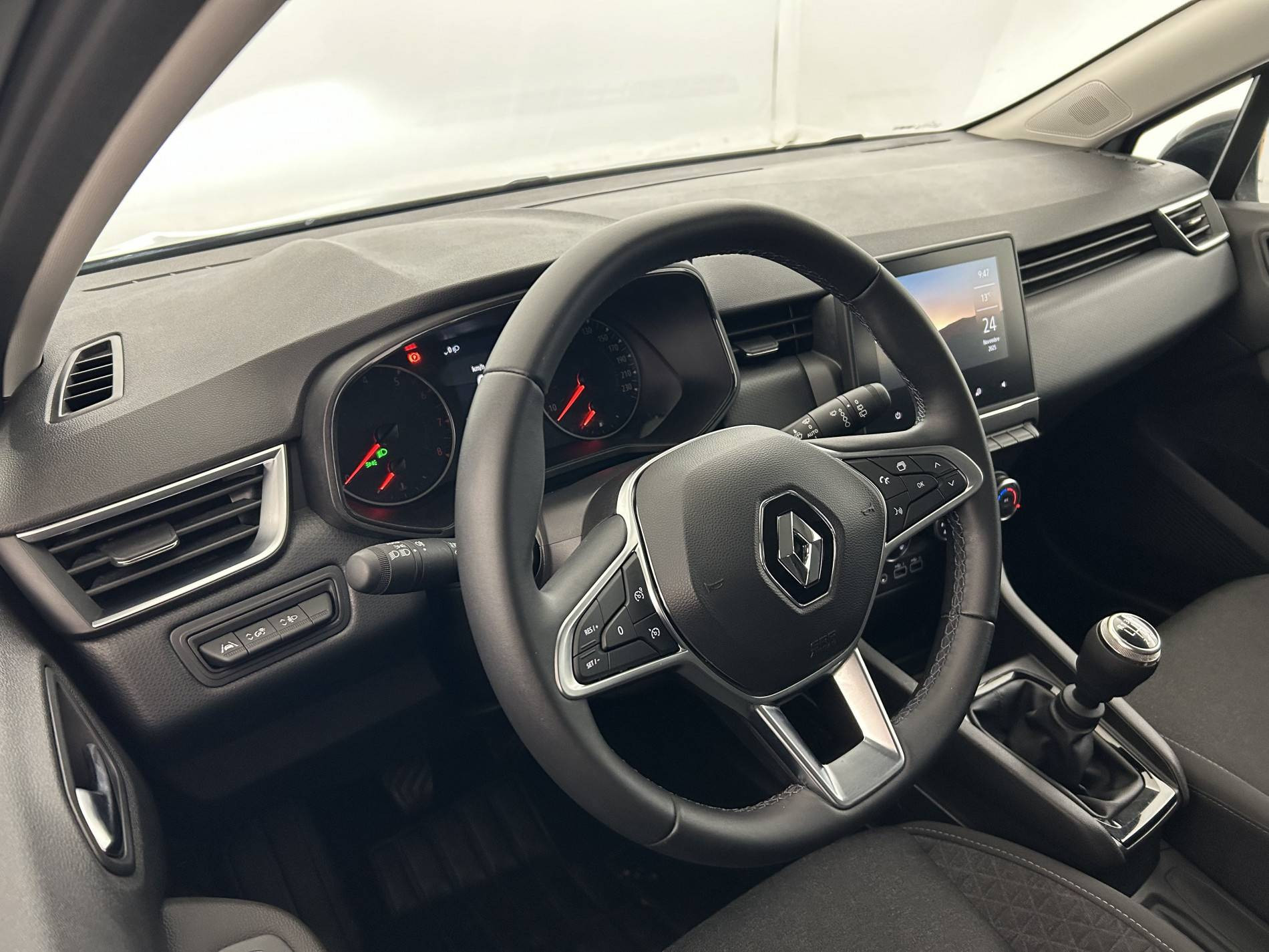 Vente en ligne Renault Clio 5 Clio TCe 90 au prix de 14 990 €