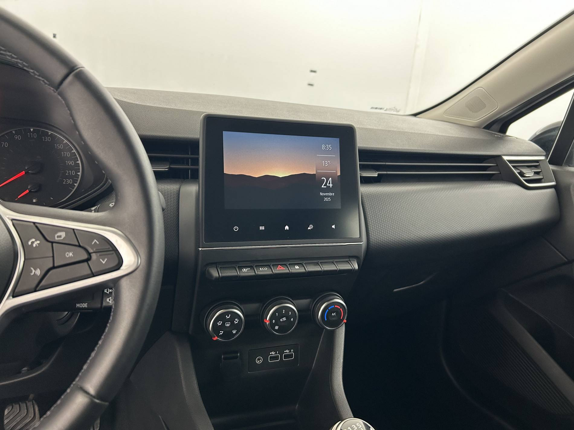 Vente en ligne Renault Clio 5 Clio TCe 90 au prix de 13 990 €