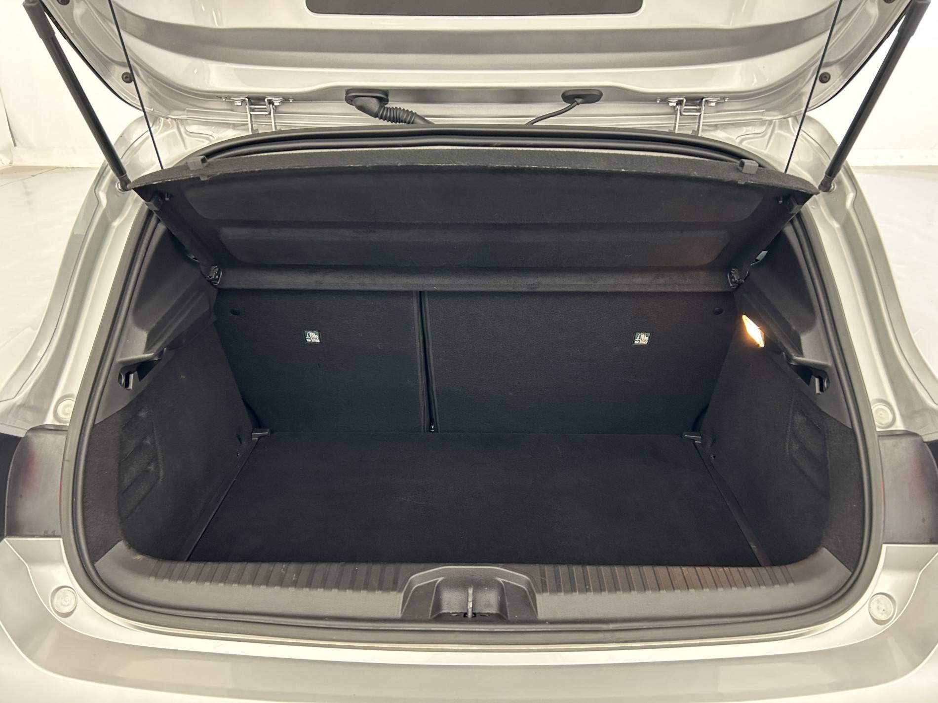 Vente en ligne Renault Clio 5 Clio TCe 90 au prix de 14 990 €