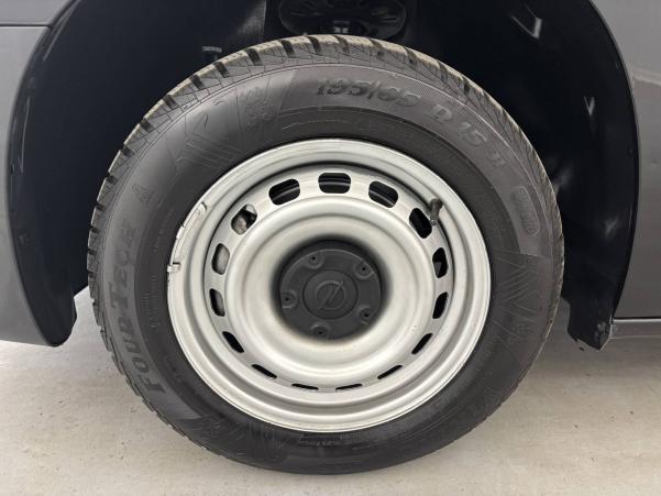 Vente en ligne Opel Combo Cargo  1.5 130 CH S/S L1H1 1000 KG BVA8 au prix de 19 490 €