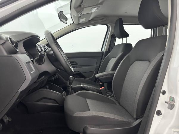 Vente en ligne Dacia Duster  Blue dCi 115 4x2 au prix de 18 990 €