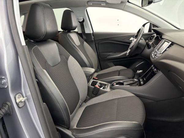 Vente en ligne Opel Grandland X Grandland X 1.5 Diesel 130 ch BVA6 au prix de 19 490 €