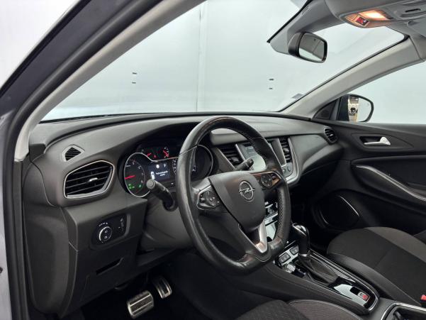 Vente en ligne Opel Grandland X Grandland X 1.5 Diesel 130 ch BVA6 au prix de 19 490 €
