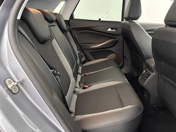 Vente en ligne Opel Grandland X Grandland X 1.5 Diesel 130 ch BVA6 au prix de 19 490 €