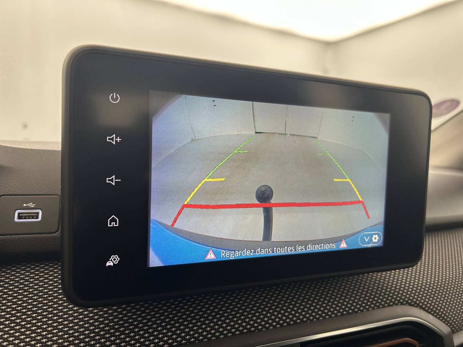 Vente en ligne Dacia Sandero  ECO-G 100 au prix de 13 990 €