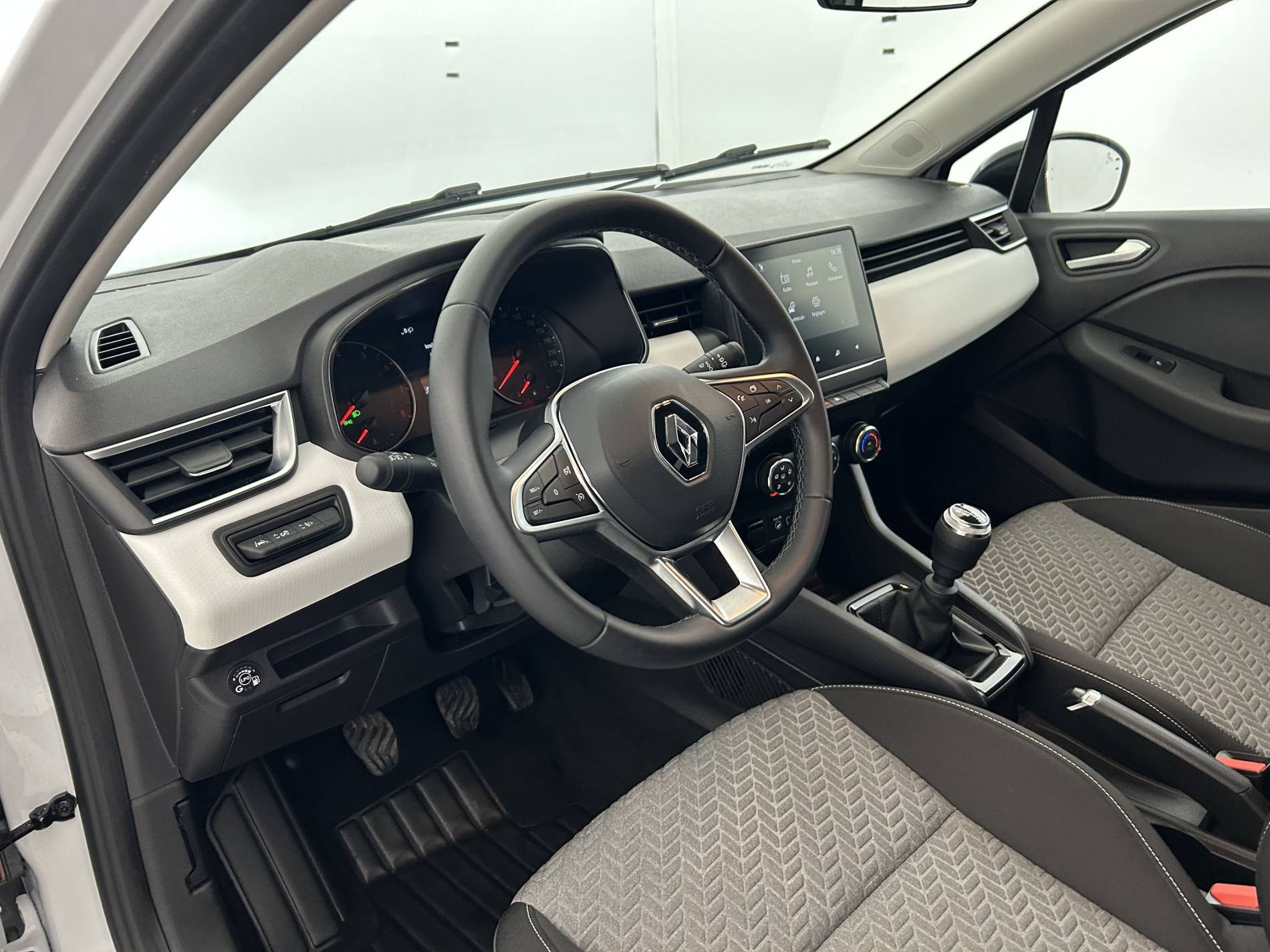 Vente en ligne Renault Clio 5 Clio TCe 100 GPL au prix de 13 990 €