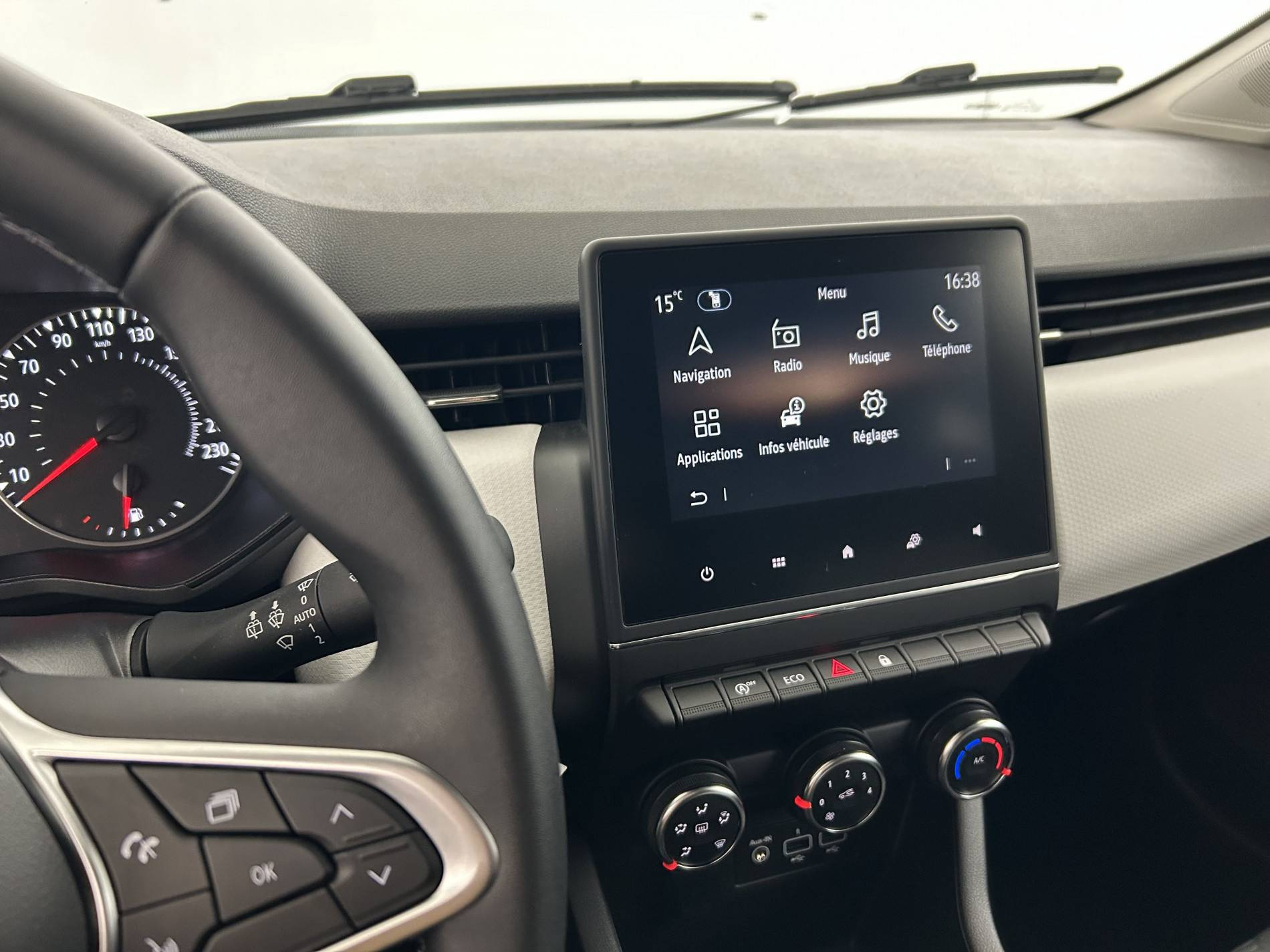 Vente en ligne Renault Clio 5 Clio TCe 100 GPL au prix de 13 990 €