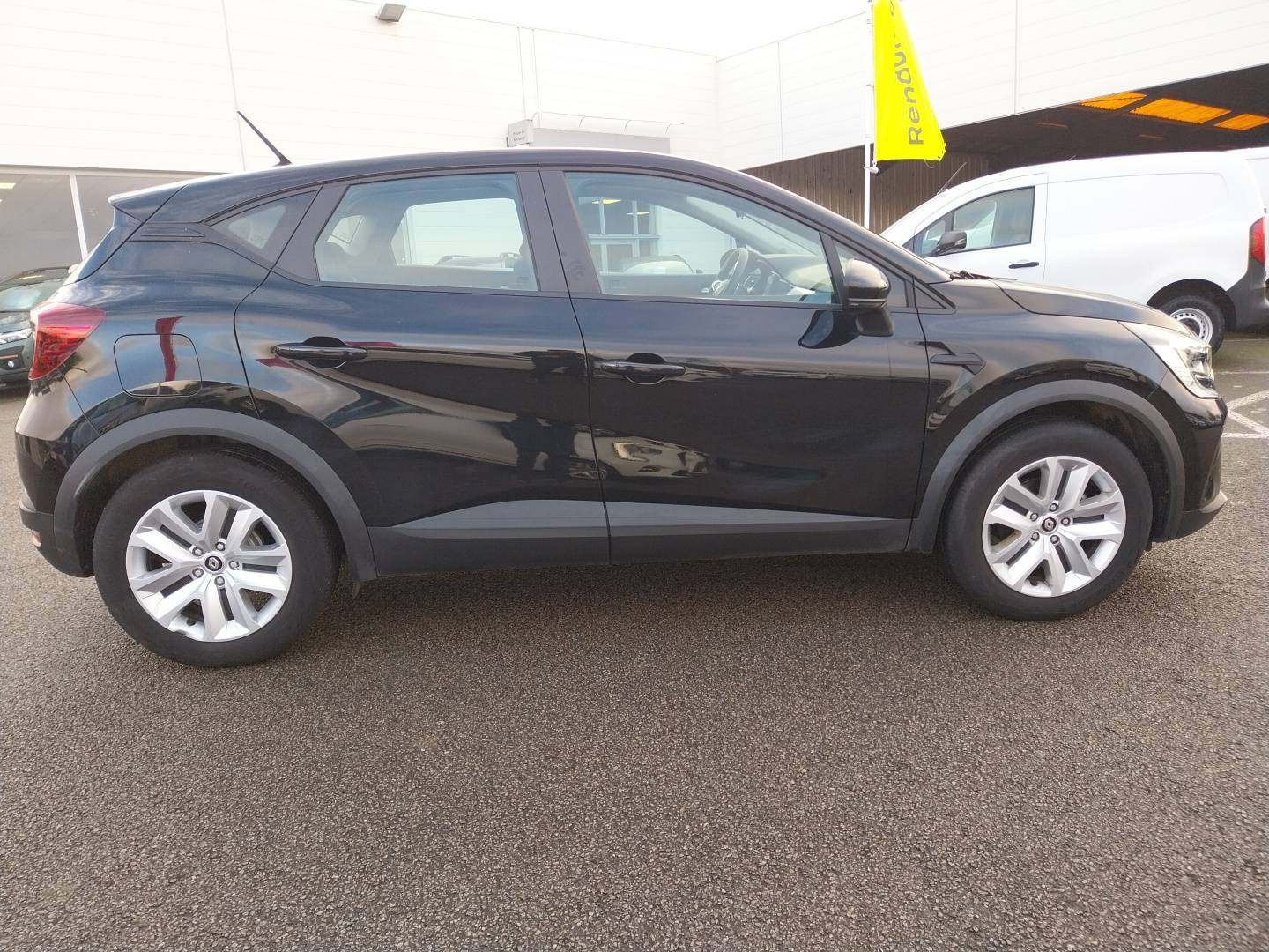 Vente en ligne Renault Captur  TCe 90 - 21 au prix de 17 490 €