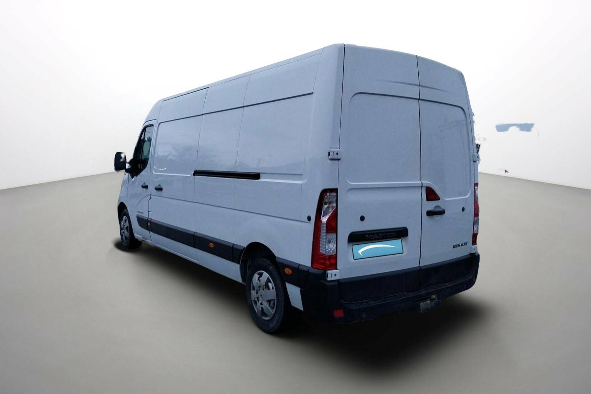 Vente en ligne Renault Master Fourgon MASTER FGN L3H2 3.5t 2.3 dCi 170 ENERGY E6 au prix de 21 990 €