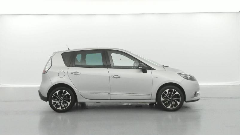 Vente en ligne Renault Scenic 3 Scenic dCi 110 au prix de 10 490 €