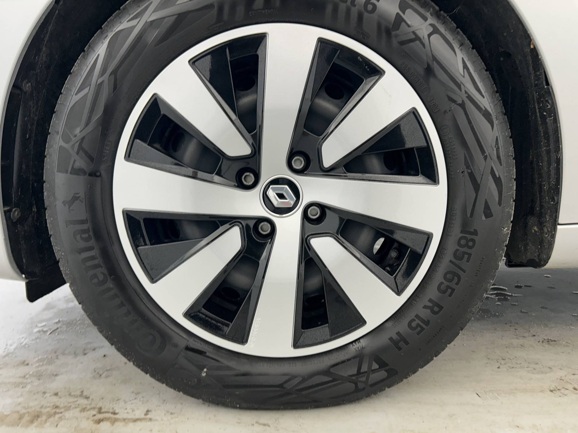 Vente en ligne Renault Clio 5 Clio TCe 90 au prix de 14 490 €