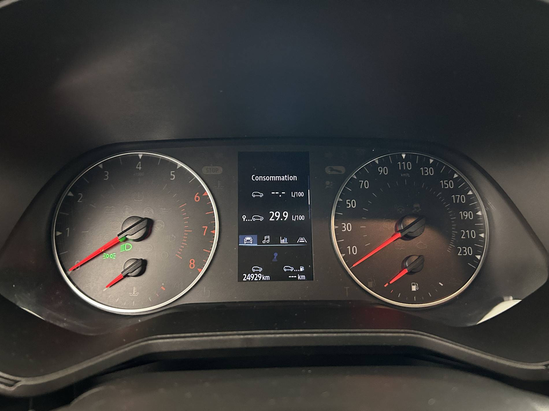 Vente en ligne Renault Clio 5 Clio TCe 90 au prix de 14 490 €