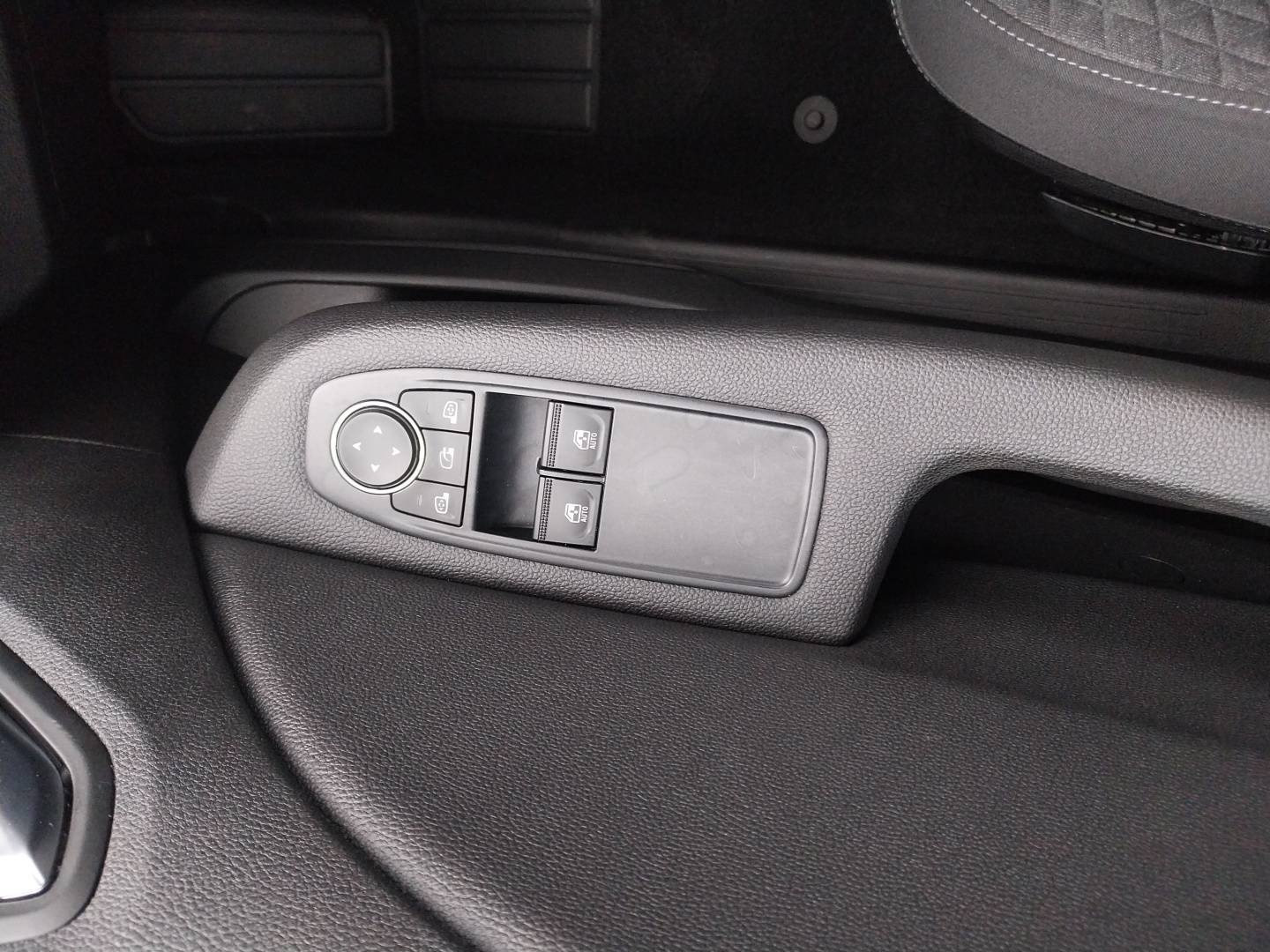 Vente en ligne Renault Clio 5 Clio Blue dCi 85 au prix de 12 990 €