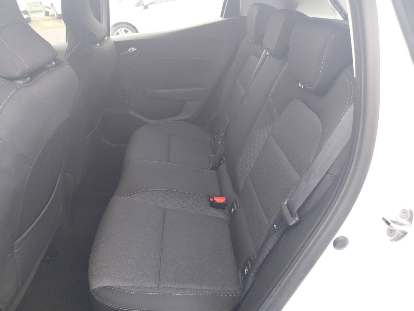 Vente en ligne Renault Clio 5 Clio Blue dCi 85 au prix de 12 990 €