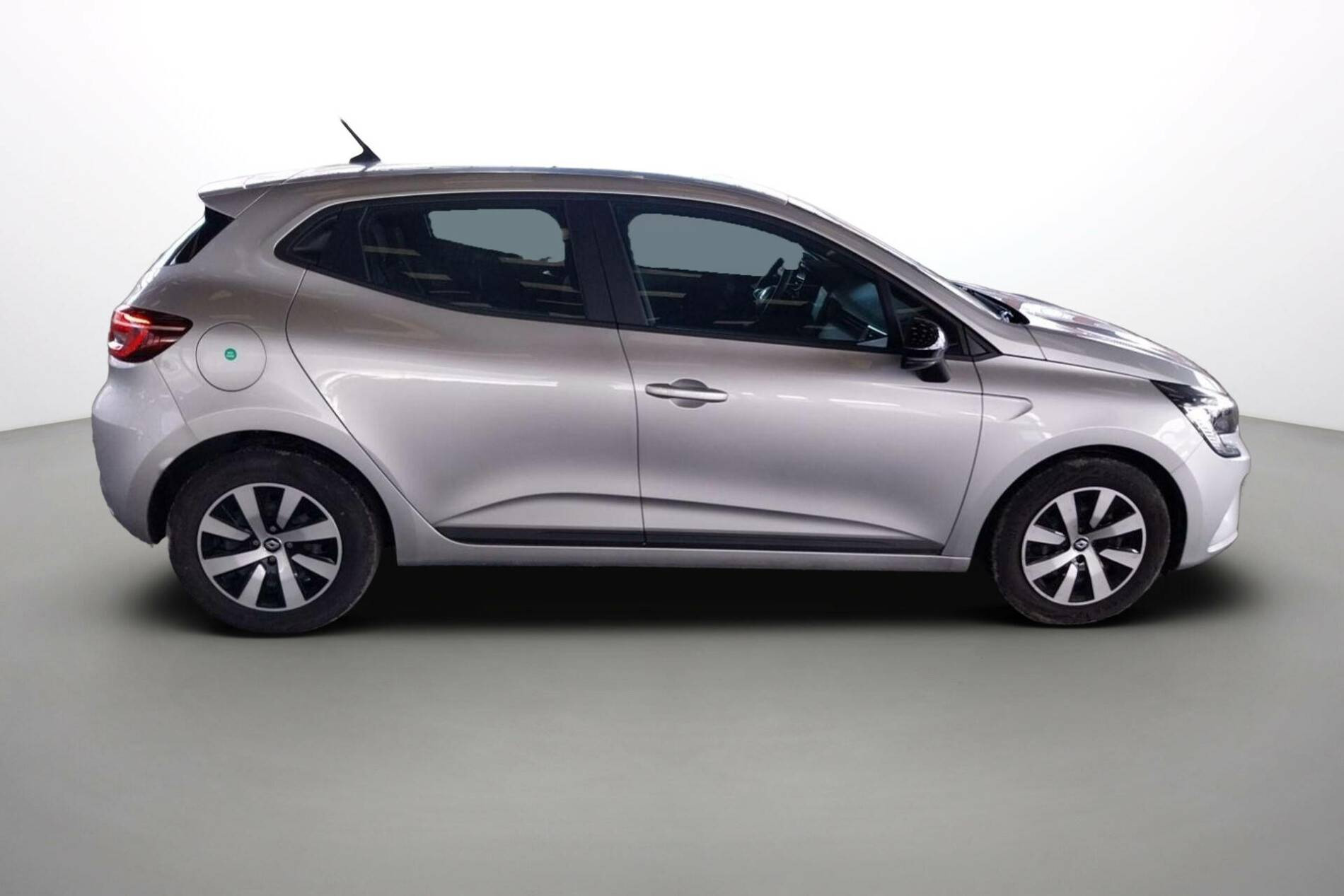 Vente en ligne Renault Clio 5 Clio TCe 90 au prix de 14 990 €