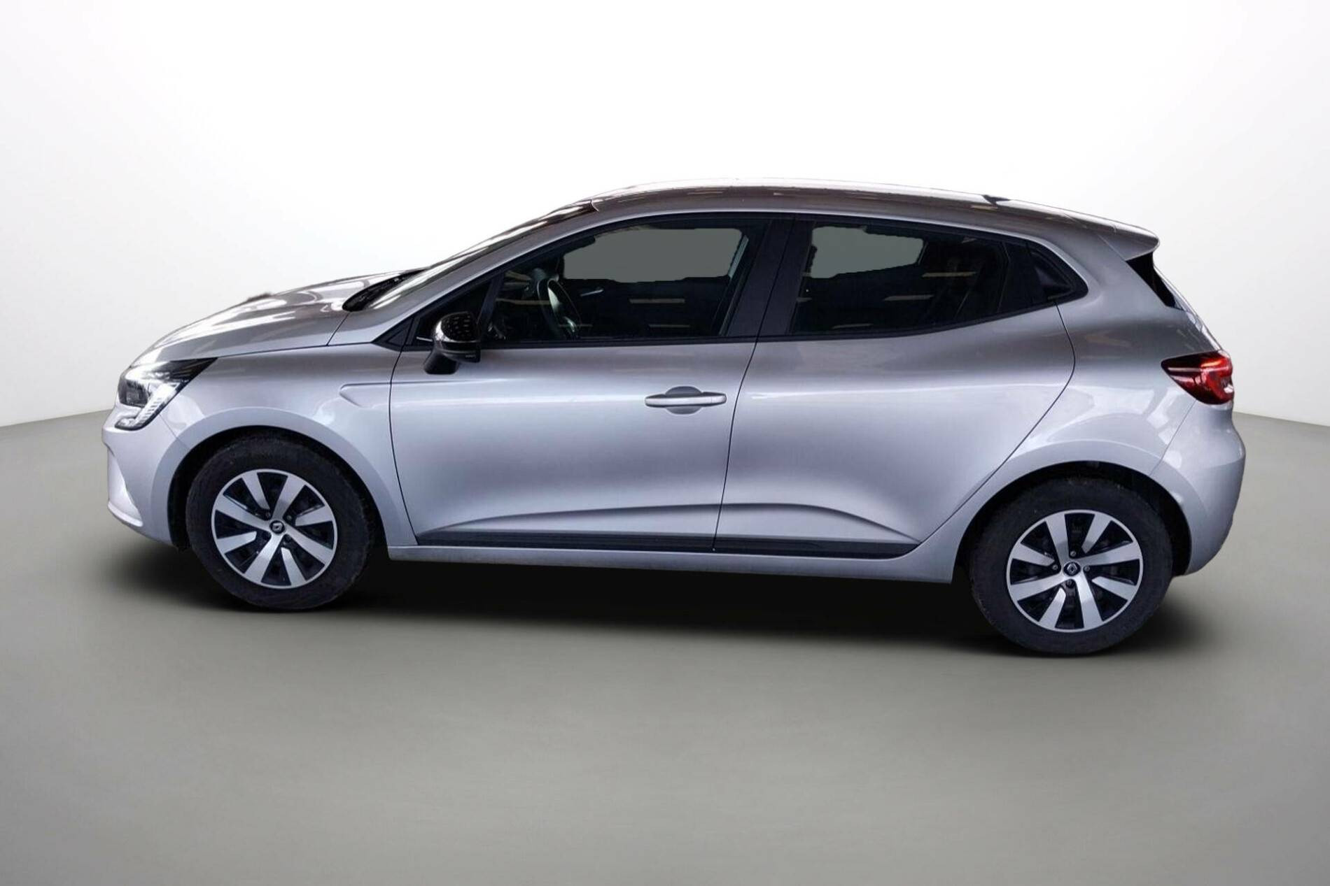 Vente en ligne Renault Clio 5 Clio TCe 90 au prix de 14 990 €