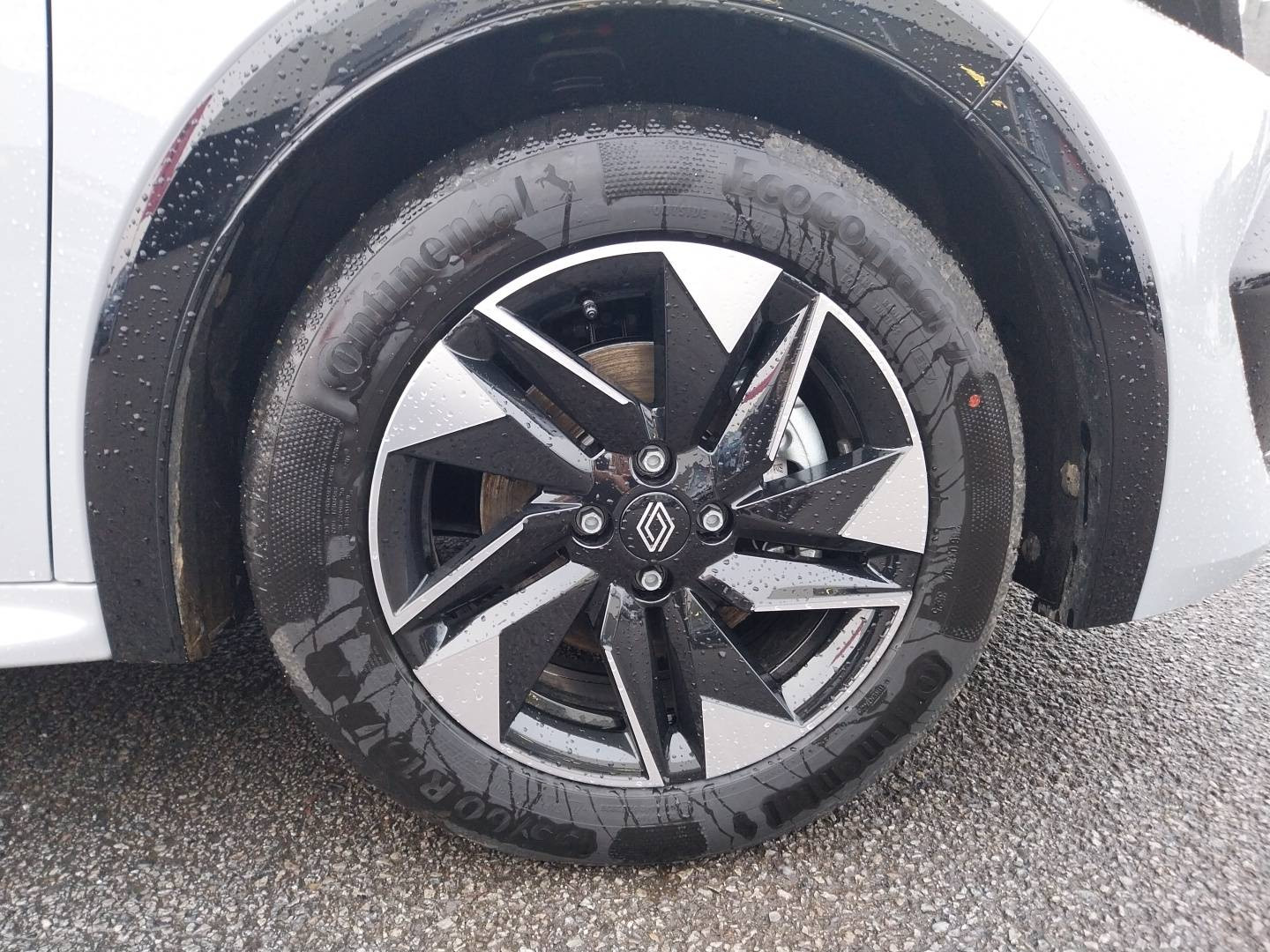 Vente en ligne Renault Clio 6 Clio E-Tech full hybrid 160 ch au prix de 26 990 €