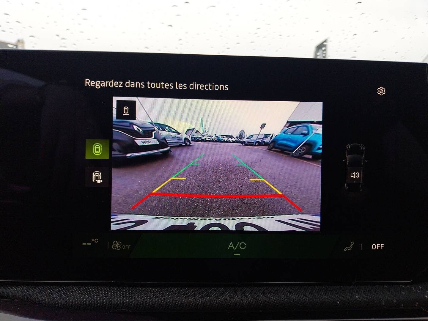 Vente en ligne Renault Clio 6 Clio E-Tech full hybrid 160 ch au prix de 26 990 €