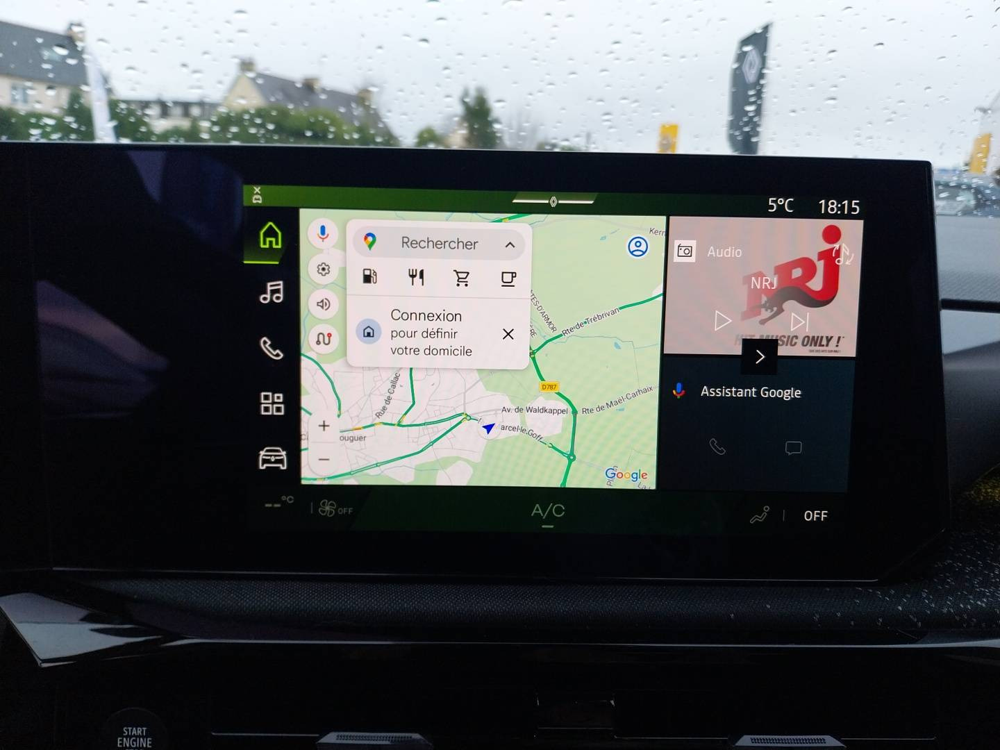 Vente en ligne Renault Clio 6 Clio E-Tech full hybrid 160 ch au prix de 26 990 €