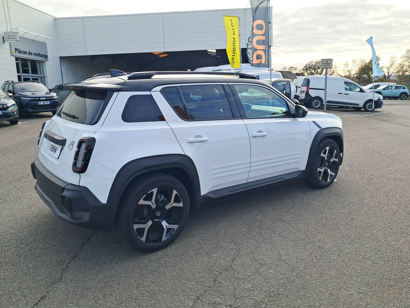 Vente en ligne Renault R4 E-Tech  150 ch autonomie confort au prix de 29 490 €