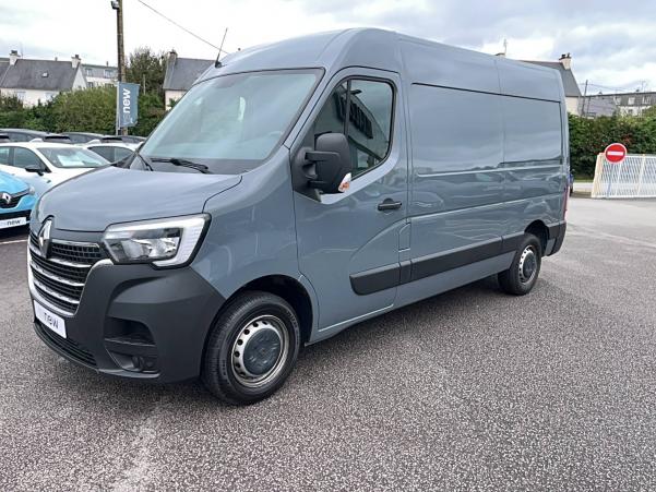 Vente en ligne Renault Master 3 Fourgon MASTER FGN TRAC F3300 L2H2 DCI 135 au prix de 25 990 €