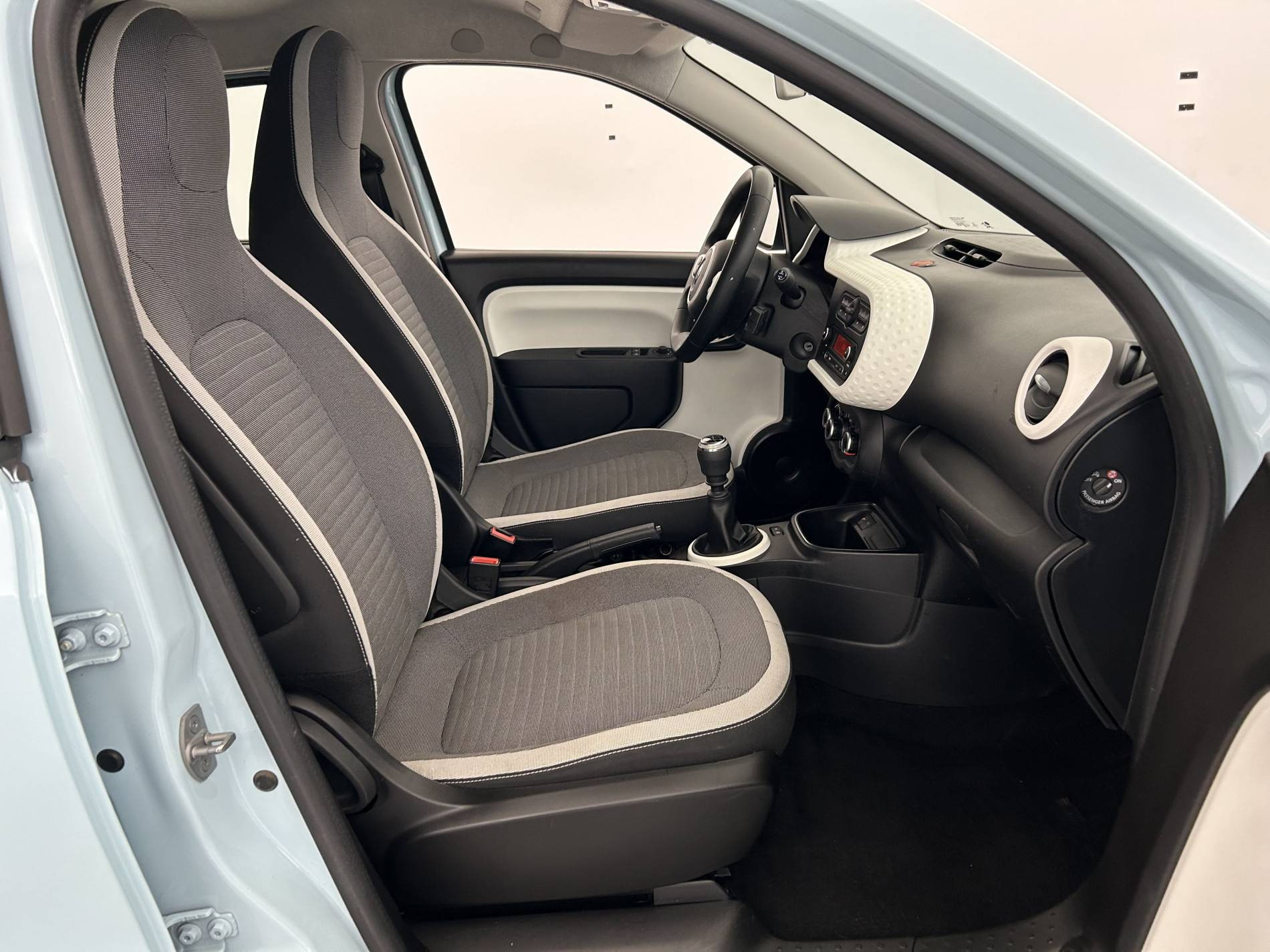 Vente en ligne Renault Twingo 3  TCe 95 au prix de 9 490 €