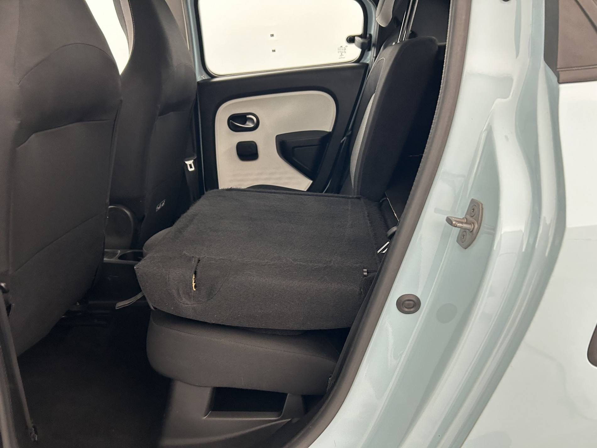 Vente en ligne Renault Twingo 3  TCe 95 au prix de 9 490 €