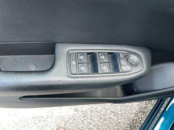 Vente en ligne Renault Arkana  mild hybrid 140 EDC FAP - 22 au prix de 20 490 €