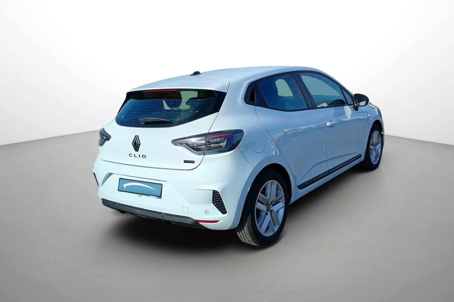 Vente en ligne Renault Clio 5 Clio E-Tech full hybrid 145 ch GSR2 au prix de 20 990 €