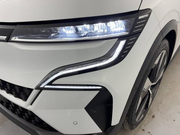 Vente en ligne Renault Megane E-Tech  EV60 220 ch super charge au prix de 23 990 €
