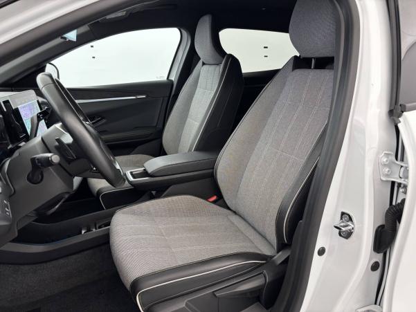Vente en ligne Renault Megane E-Tech  EV60 220 ch super charge au prix de 23 990 €