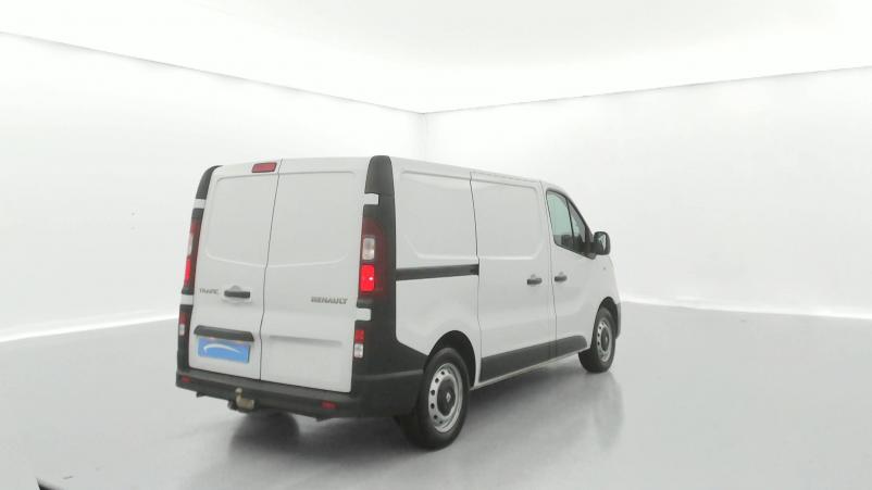 Vente en ligne Renault Trafic 3 Fourgon TRAFIC FGN L1H1 1000 KG DCI 120 E6 au prix de 17 490 €