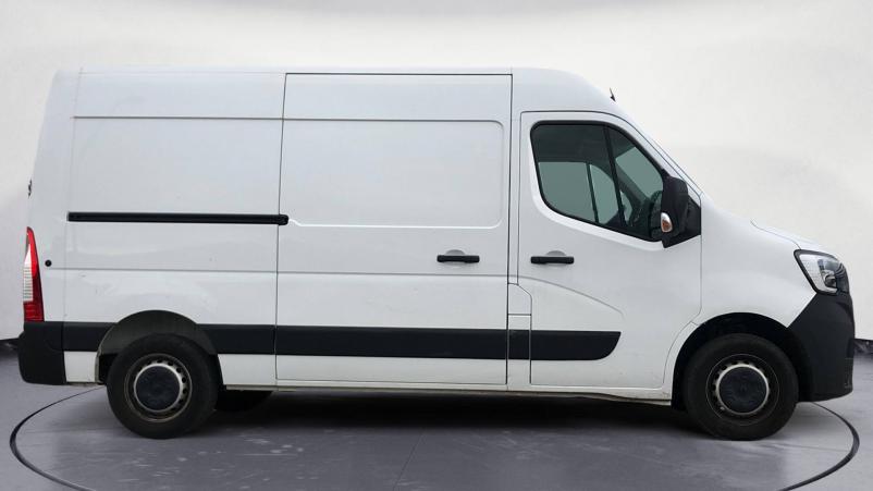 Vente en ligne Renault Master 3 Fourgon MASTER FGN TRAC F3500 L2H2 BLUE DCI 150 au prix de 33 990 €