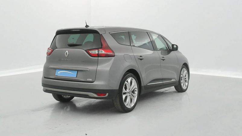 Vente en ligne Renault Grand Scenic 4 Grand Scenic Blue dCi 120 au prix de 17 990 €