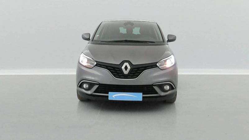 Vente en ligne Renault Grand Scenic 4 Grand Scenic Blue dCi 120 au prix de 17 990 €