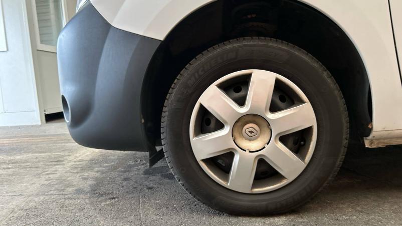 Vente en ligne Renault Kangoo Express  1.5 DCI 75 ENERGY E6 au prix de 9 490 €
