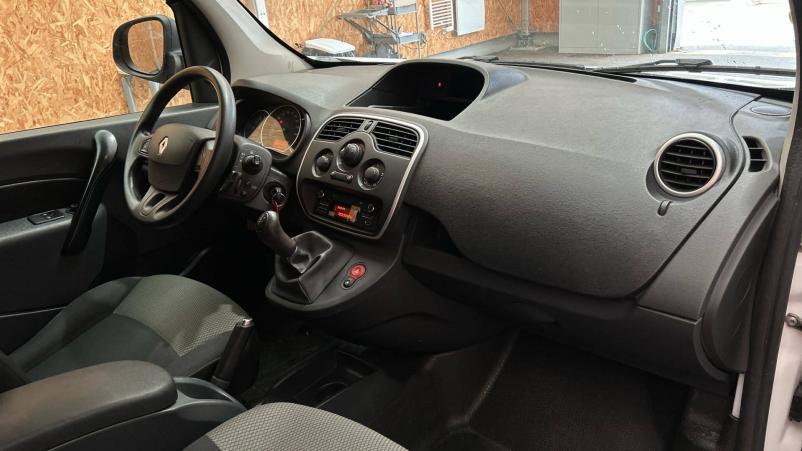 Vente en ligne Renault Kangoo Express  1.5 DCI 75 ENERGY E6 au prix de 9 490 €