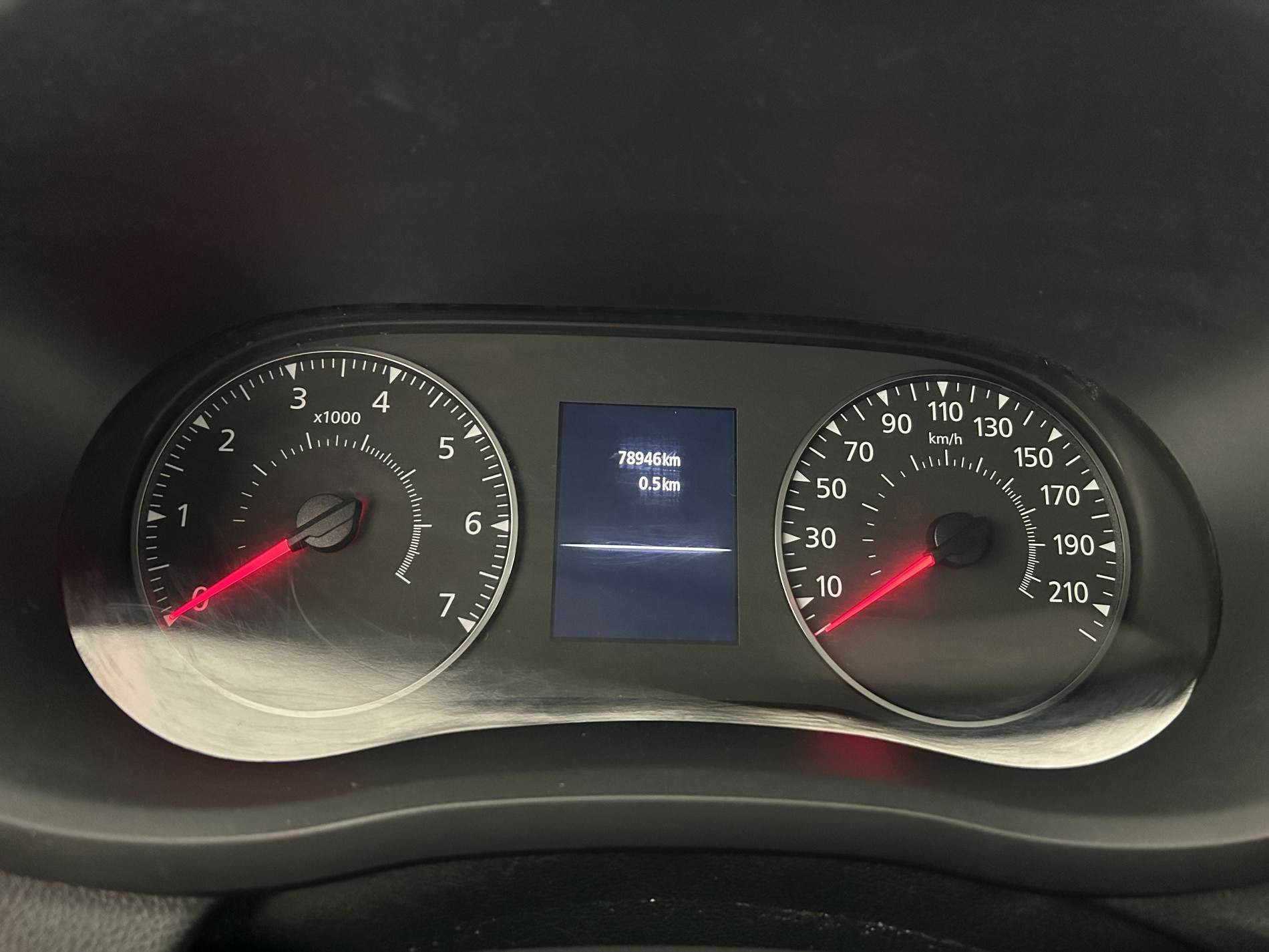 Vente en ligne Renault Master Fourgon MASTER CA TRAC F3300 L2H2 BLUE DCI 135 au prix de 24 490 €