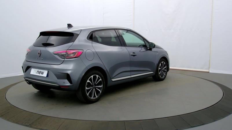 Vente en ligne Renault Clio 5 Clio TCe 90 au prix de 17 990 €