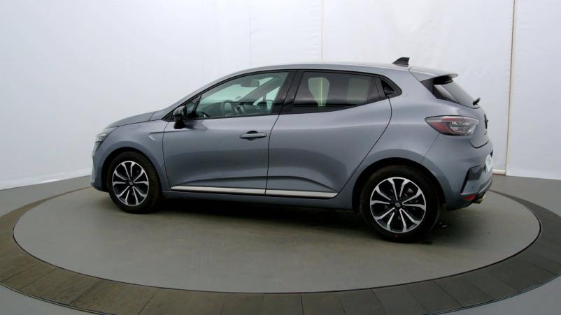 Vente en ligne Renault Clio 5 Clio TCe 90 au prix de 17 990 €