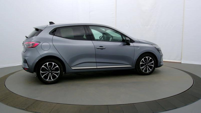 Vente en ligne Renault Clio 5 Clio TCe 90 au prix de 17 990 €