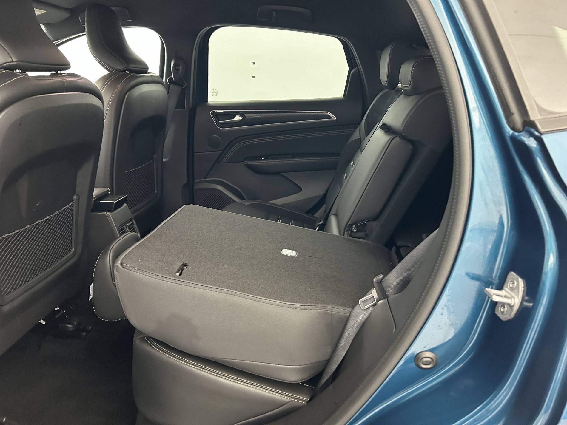 Vente en ligne Renault Arkana  E-Tech hybride 145 - 22 au prix de 22 990 €